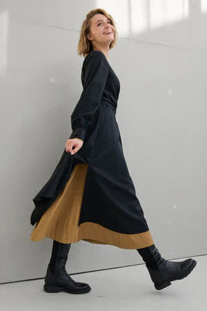 Marianna Deri Fashion Diana Kleid schwarz-safrangelb