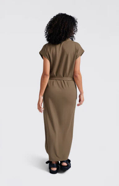 Yaya Kleid mit V-Ausschnitt und Bindegürtel