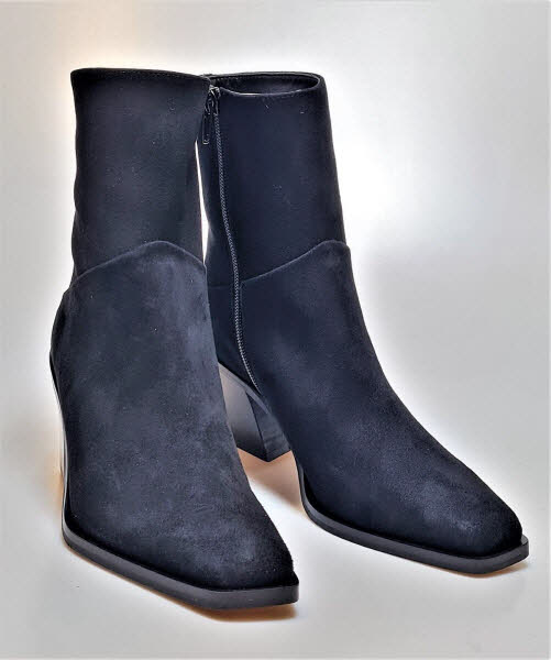 Studio Malori Stieflette Manel Velour schwarz