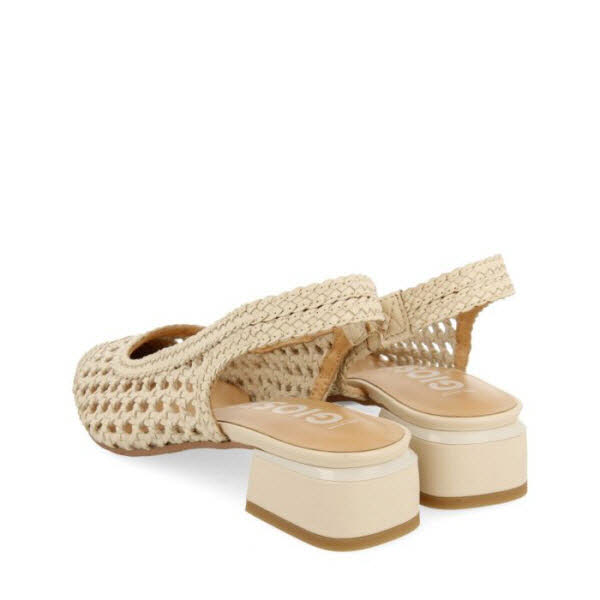 Gioseppo Sling Piskove off-white