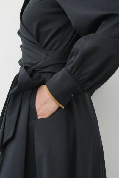 Marianna Deri Fashion Diana Kleid schwarz-safrangelb