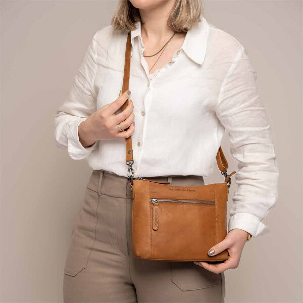 Chesterfield Makorian B.V. Faro Schultertasche cognac