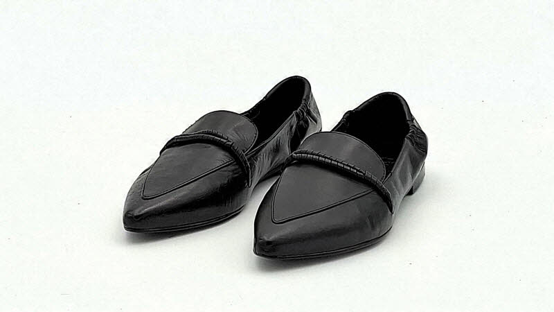 Rebecca White Slipper Wash Nappa black