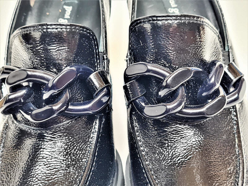 PAUL GREEN Pumps Knautschlack Kette