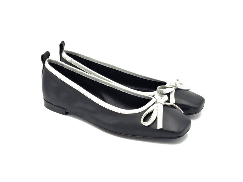 Rebecca White Ballerina Black