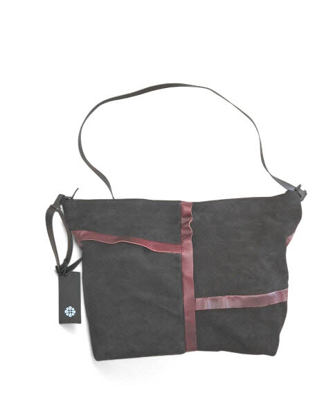 Papucei Sit Black-Bordo