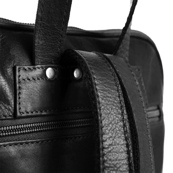 Chesterfield Makorian B.V. Naomi Ruchsack schwarz