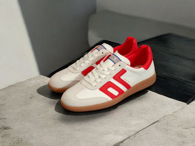 BACK 70 Cloud White/Red