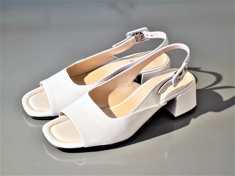 Högl Sandale creme