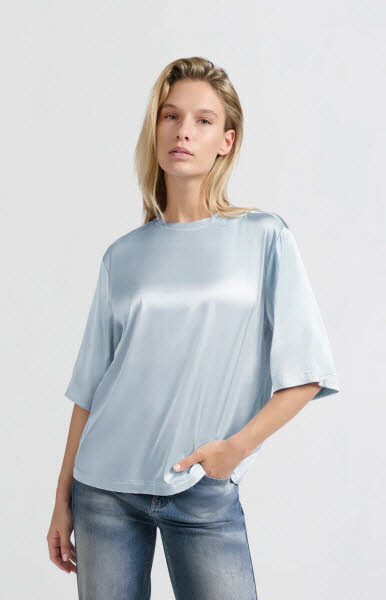 Yaya Oversize-T-Shirt aus Satin
