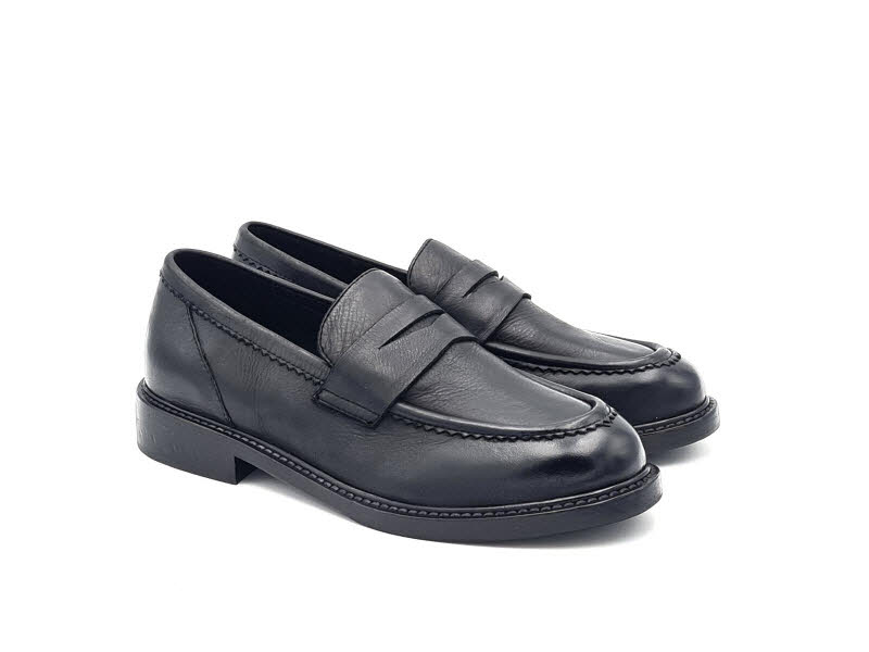 Rebecca White Slipper Golden Nappa Black
