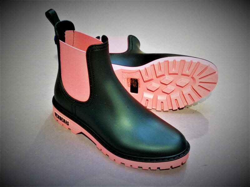 Verbenas Gummistiefel negro/rosa