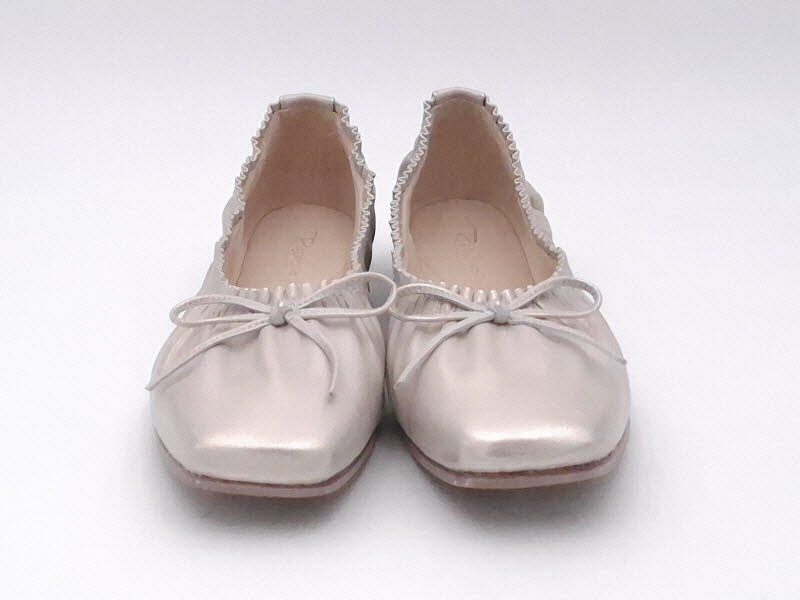 Rebecca White Ballerina Shadow Platine.