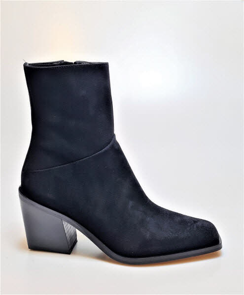 Studio Malori Stieflette Manel Velour schwarz