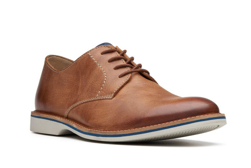CLARKS Atticus Lace Tan