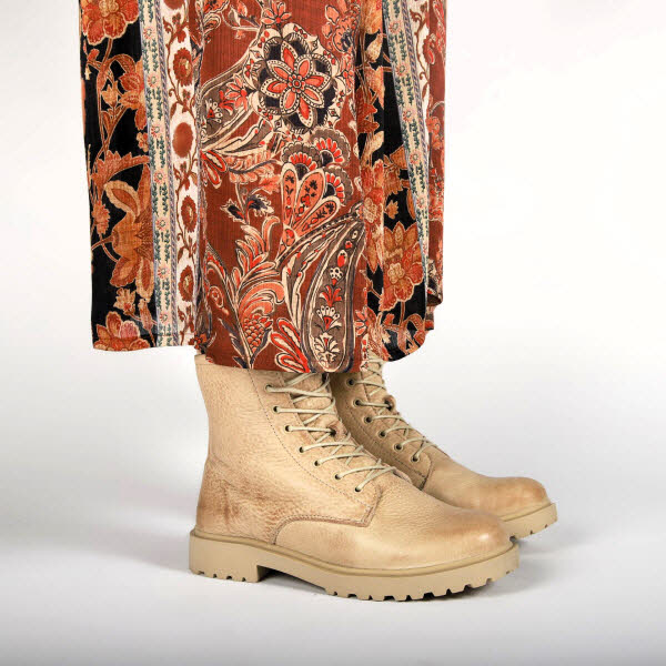 Blackstone Kajsa Schnürboot Fields of Rye