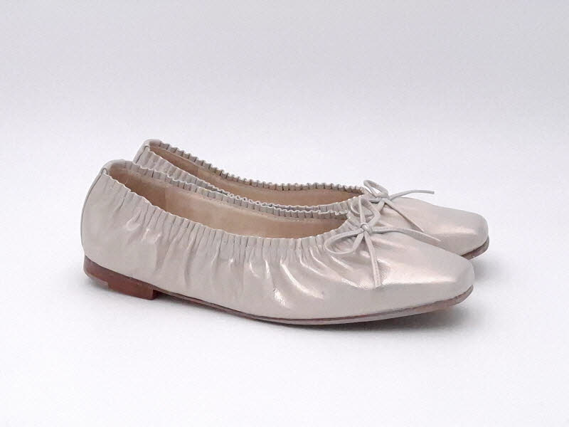 Rebecca White Ballerina Shadow Platine.