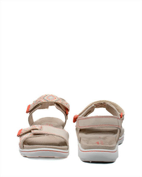 CLARKS Amanda Sprint Sand