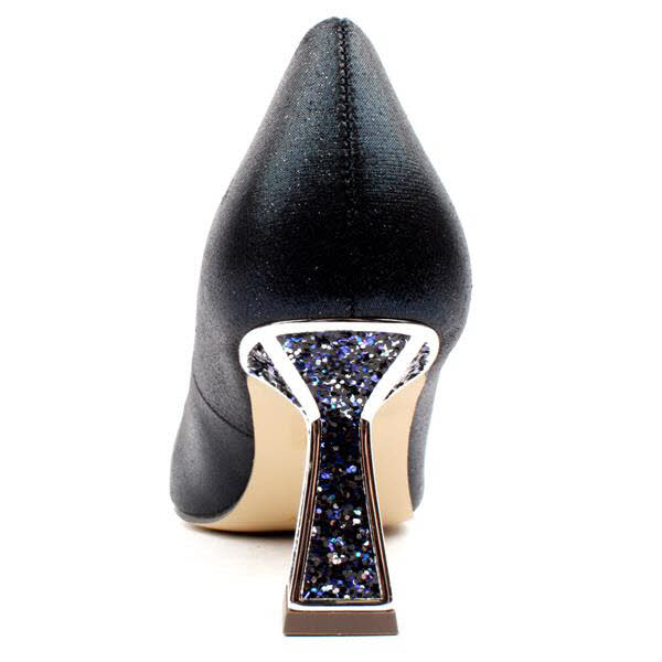 Menbur S.A. Pumps d-blau