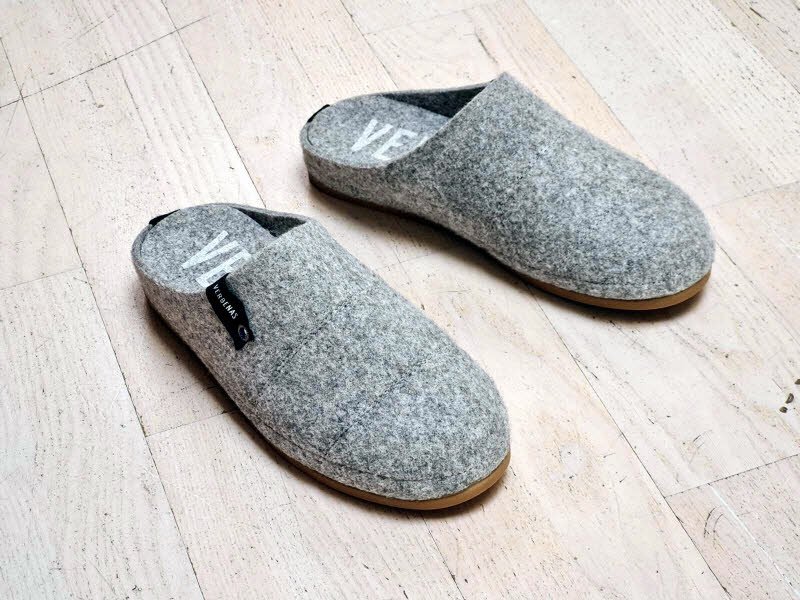 Herrenhauspantoffel gris