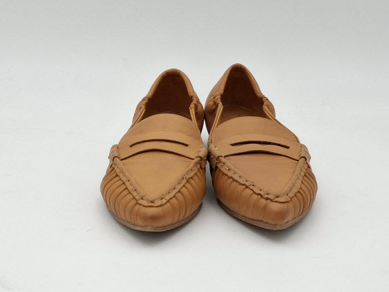 Rebecca White Slipper Wash Nappa Yolk