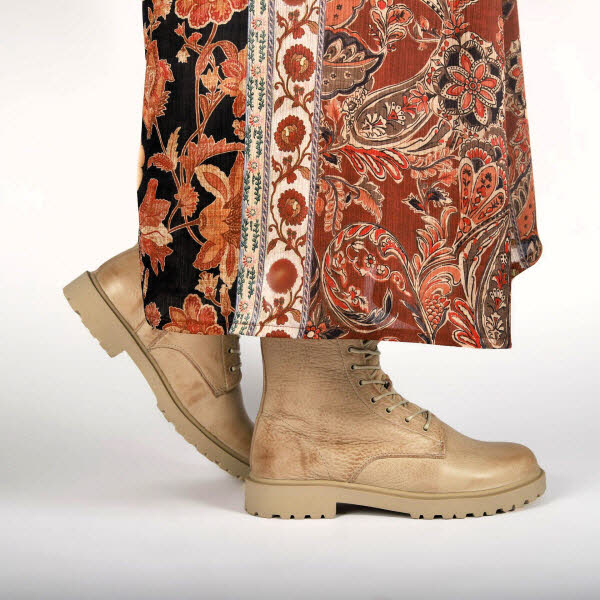 Blackstone Kajsa Schnürboot Fields of Rye