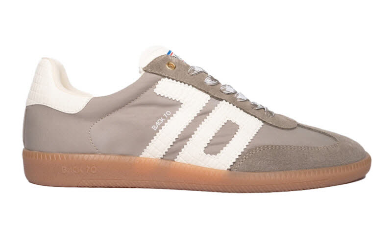 BACK 70 Ghost 06 Grey