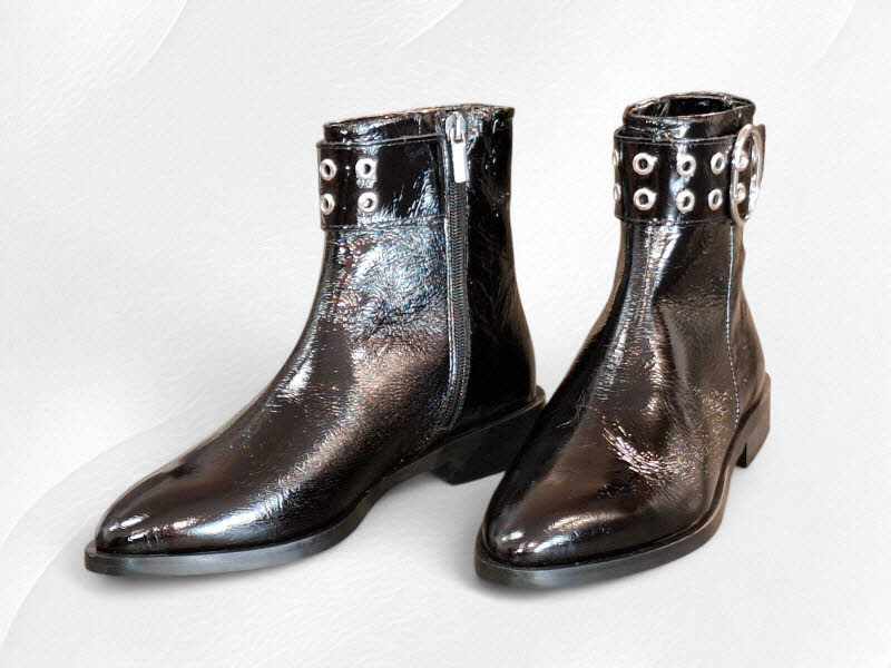 Gianluca Pisati Lorena Knautschlack Nera