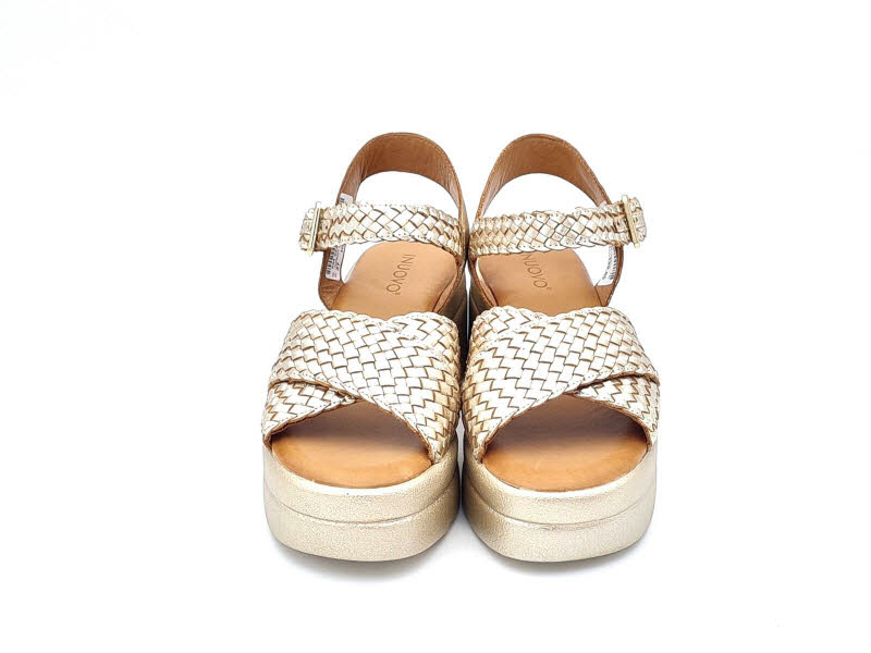 Inuovo Sandale geflochten gold