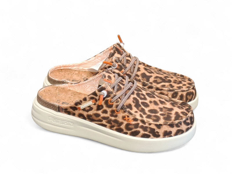 FUSION Lily capri leo b rown