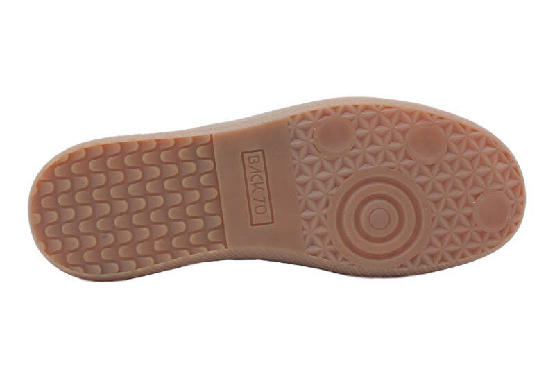 BACK 70 Cloud Leather White Sky